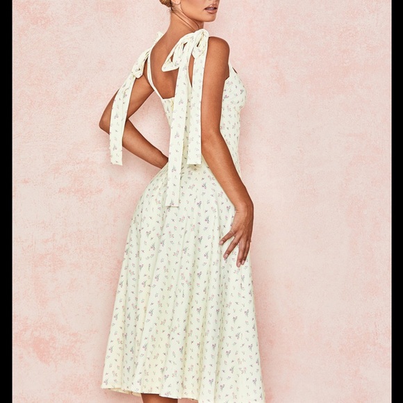 BNWT House of CB Alicia in Lemon Size S Reg cup - Picture 3 of 4